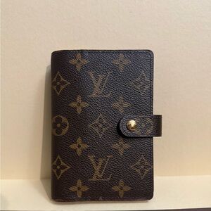 Louis Vuitton Monogram Passport Small Ring Agenda Cover and Day Planner